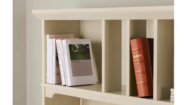 Hutch Detail