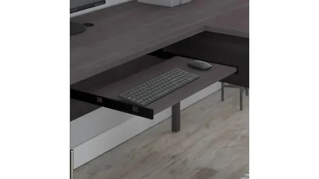 Pull-Out Shelf Detail