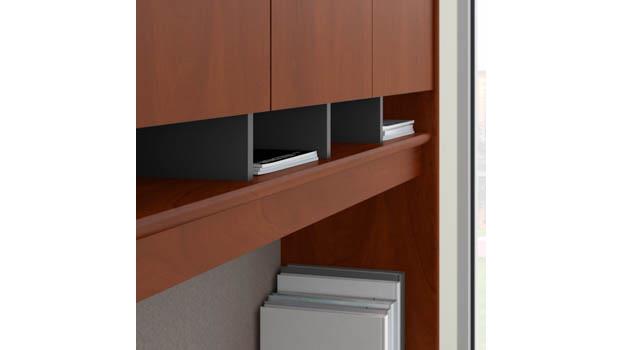 Hutch Detail