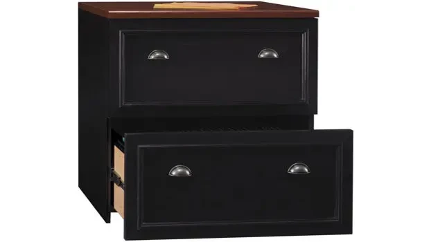 Antique Black / Hansen Cherry