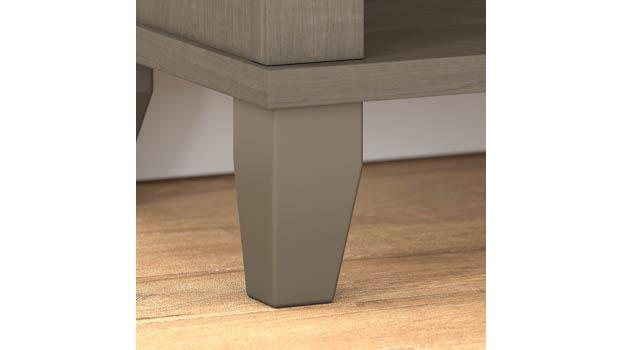 Leg Detail