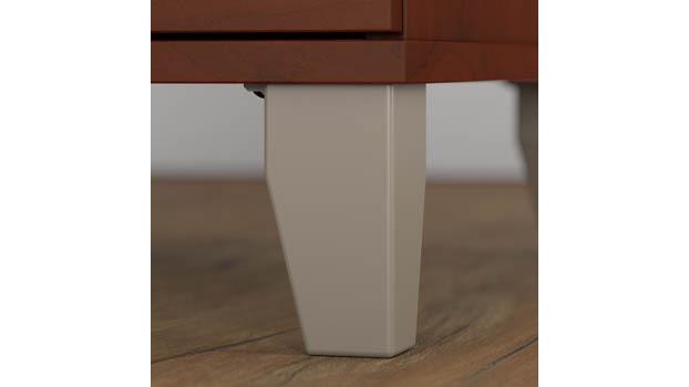 Leg Detail