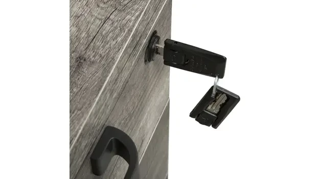 Drawer Lock Detail