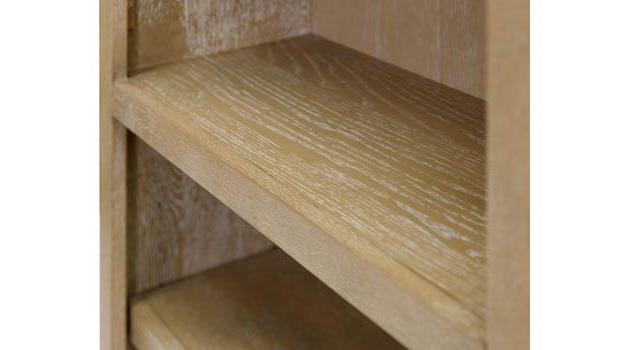 Shelf Detail