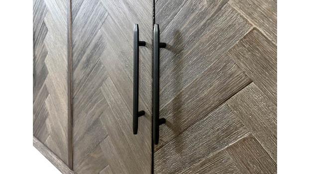 Hardware Detail