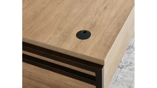 Wire Management Detail