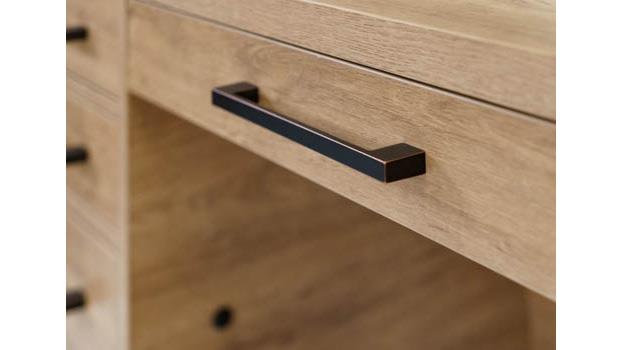 Hardware Detail