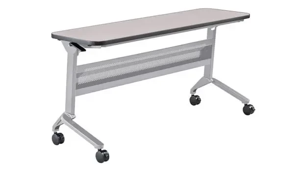 Folkstone / Black / Silver Base