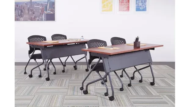 Cherry Top / Titanium Base - In Use