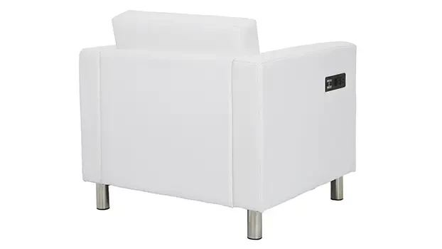 Dillon Snow - Back View