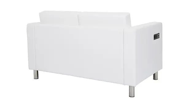 Dillon Snow - Back View