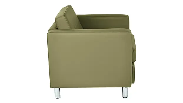 Dillon Sage - Side View