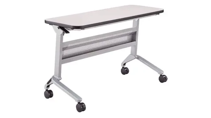 Folkstone / Black / Silver Base